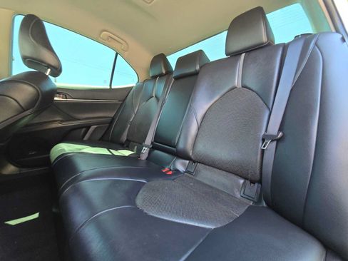 Certified 2021 Toyota Camry XLE FWD image 17