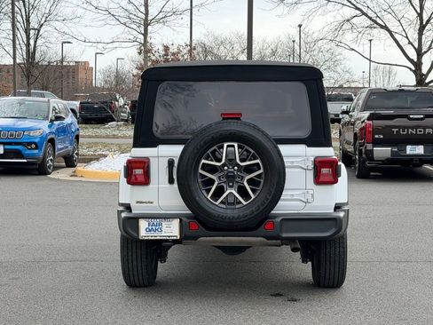 Certified 2024 Jeep Wrangler Sahara image 8
