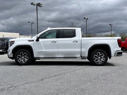 New 2026 GMC Sierra 1500 SLT w/ SLT Premium Plus Package AWD/4WD image 6