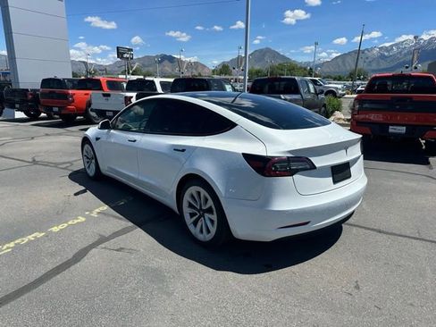 Used 2022 Tesla Model 3 Long Range AWD/4WD image 8
