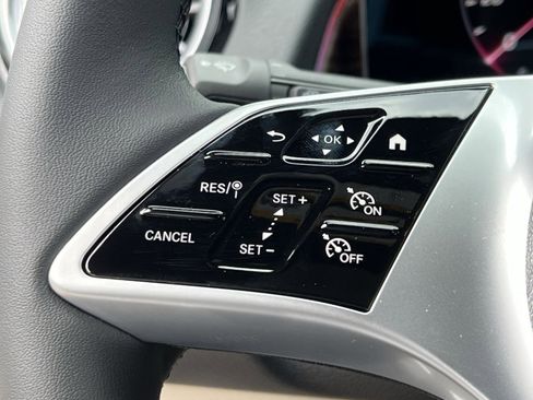 New 2026 Mercedes-Benz GLB 250 4MATIC image 36