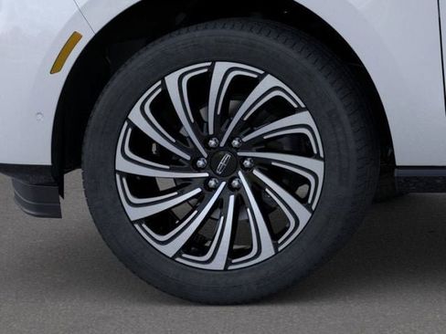 New 2025 Lincoln Navigator L Black Label image 19