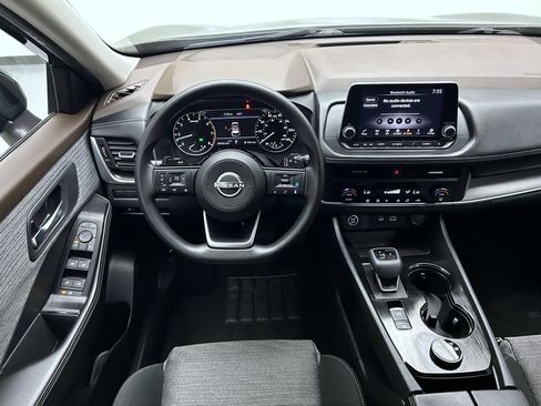 Used 2023 Nissan Rogue SV AWD/4WD image 14