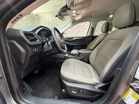 Used 2022 Ford Escape SE w/ SE Sport Appearance Package AWD/4WD image 17