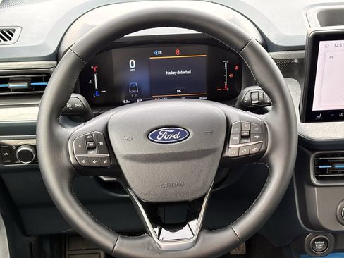 New 2026 Ford Maverick XLT w/ XLT Luxury Package FWD image 41