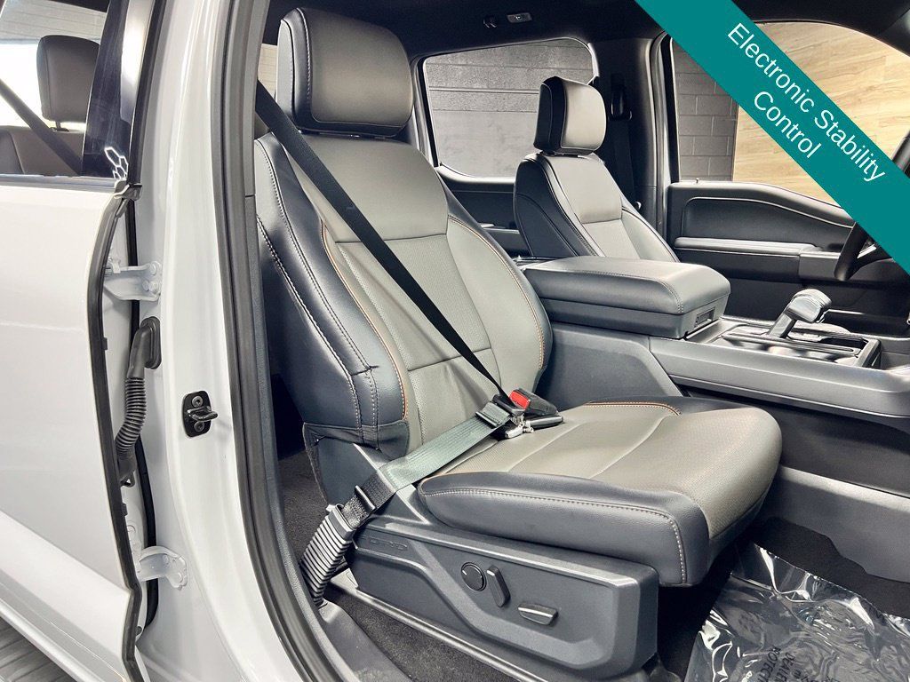 Used 2025 Ford F150 Lariat AWD/4WD image 8