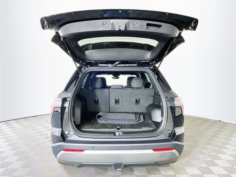 Used 2026 Chevrolet Equinox LT FWD image 29