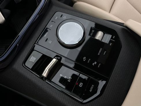 Certified 2025 BMW X3 xDrive30i w/ Convenience Package image 21