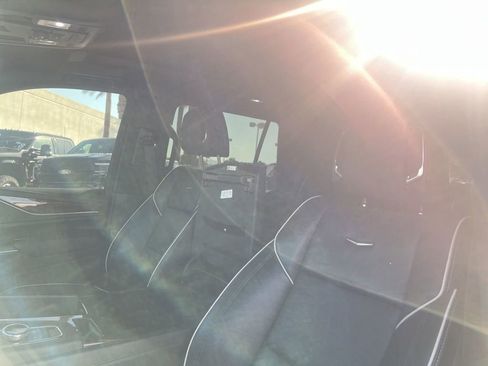 Used 2023 Cadillac Escalade Premium Luxury w/ LPO, Radiant Package AWD/4WD image 3