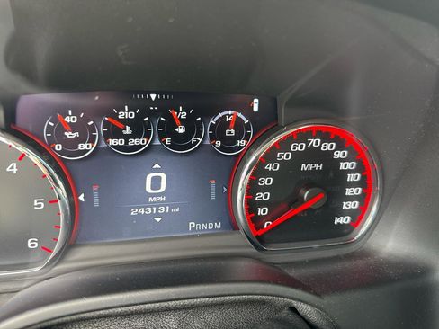 Used 2015 GMC Yukon Denali w/ Premium Package AWD/4WD image 17