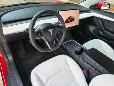 Used 2023 Tesla Model 3 Standard Range RWD image 12
