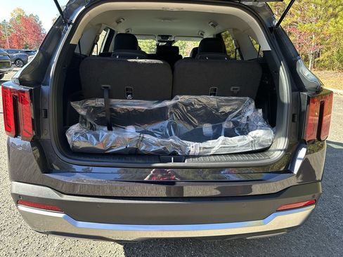 New 2026 Kia Sorento S image 19