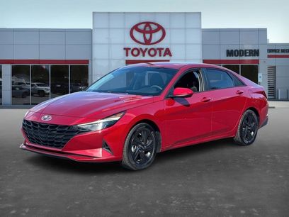 Used 2022 Hyundai Elantra Blue w/ Preferred Accessory Package