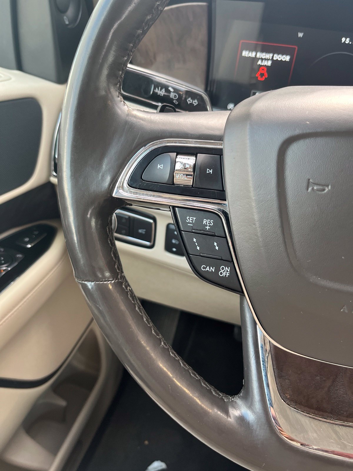 Used 2020 Lincoln Navigator Reserve w/ Equipment Group 201A Reserve AWD/4WD image 20