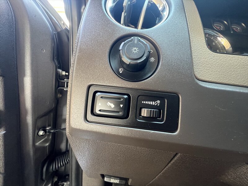 Used 2010 Ford F150 XLT RWD image 11