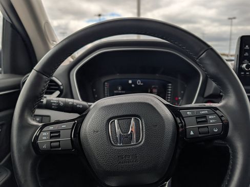 Used 2025 Honda Pilot Elite image 29