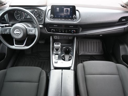 Used 2023 Nissan Rogue S image 30