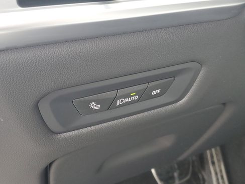 Certified 2025 BMW X5 xDrive40i w/ M Sport Package image 11