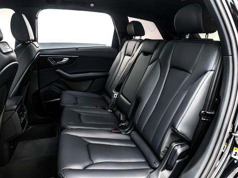 New 2026 Audi Q7 3.0T Premium Plus image 8