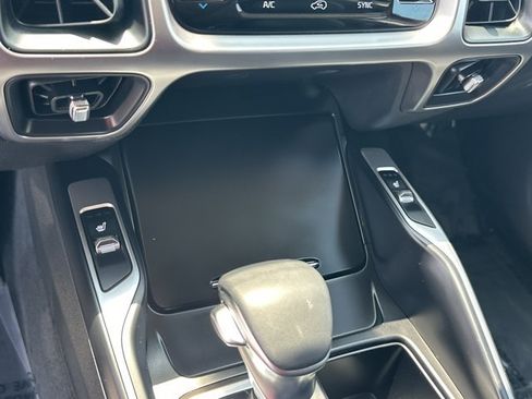 Certified 2023 Kia Sorento S w/ Panoramic Sunroof Package FWD image 37