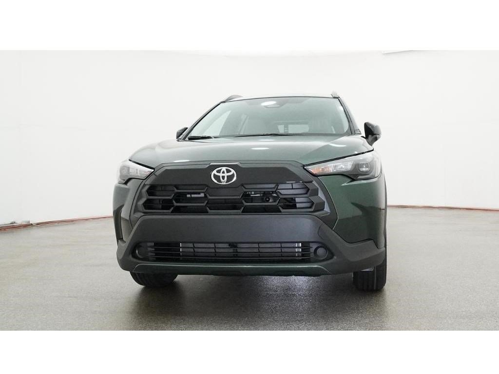 New 2026 Toyota Corolla Cross LE FWD image 32