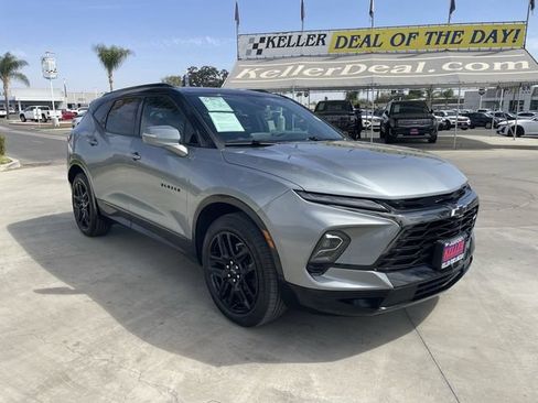 Used 2025 Chevrolet Blazer RS w/ Driver Confidence II Package AWD/4WD image 2
