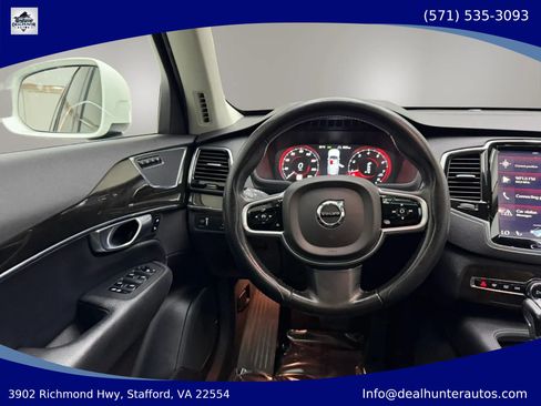 Used 2017 Volvo XC90 T6 Momentum w/ Momentum Plus Package AWD/4WD image 34