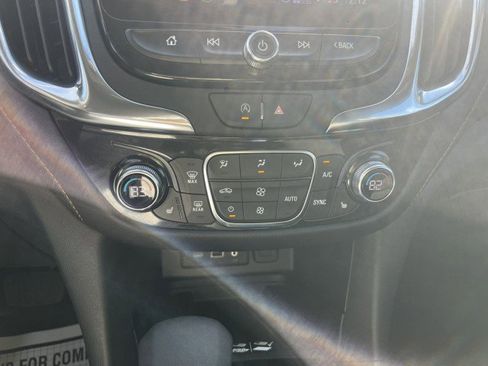 Certified 2022 Chevrolet Equinox Premier w/ LPO, Floor Liner Package image 22