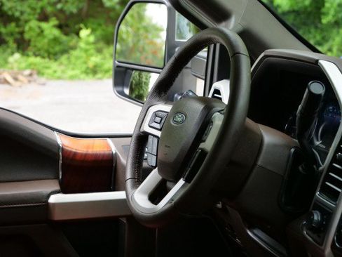 Used 2021 Ford F350 King Ranch w/ King Ranch Ultimate Package AWD/4WD image 50