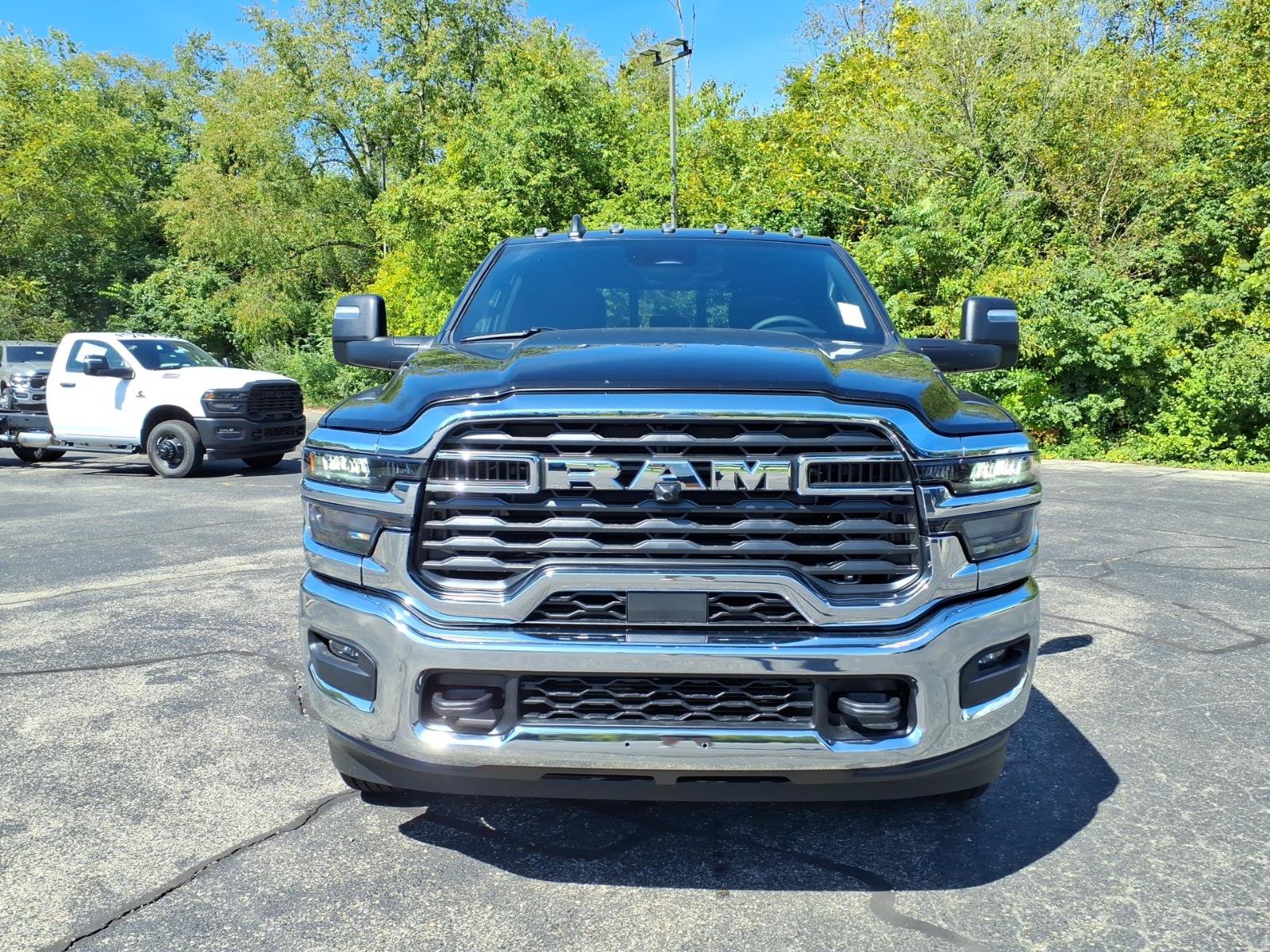 New 2027 RAM 3500 Big Horn AWD/4WD image 2