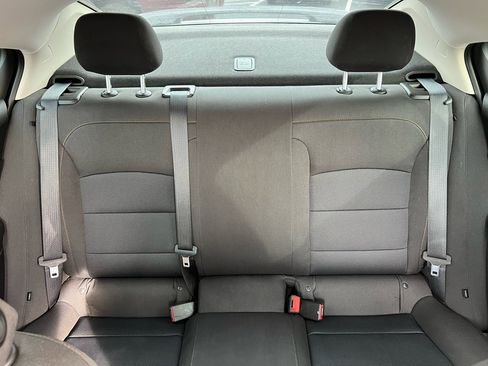 Used 2018 Chevrolet Cruze LS image 33