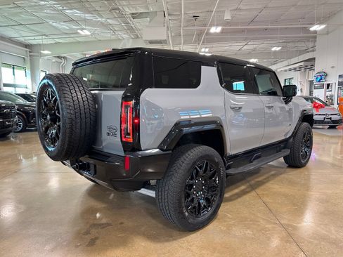 Used 2026 GMC Hummer EV SUV AWD/4WD image 8