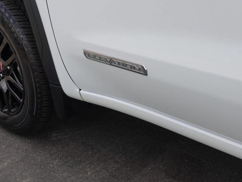 Used 2024 GMC Sierra 1500 Elevation AWD/4WD image 12