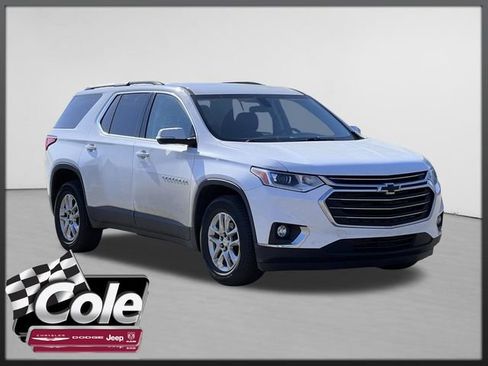Used 2019 Chevrolet Traverse LT w/ LPO, Floor Liner Package AWD/4WD image 1