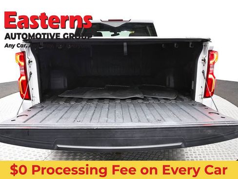 Used 2019 Chevrolet Silverado 1500 Custom w/ Custom Value Package RWD image 9