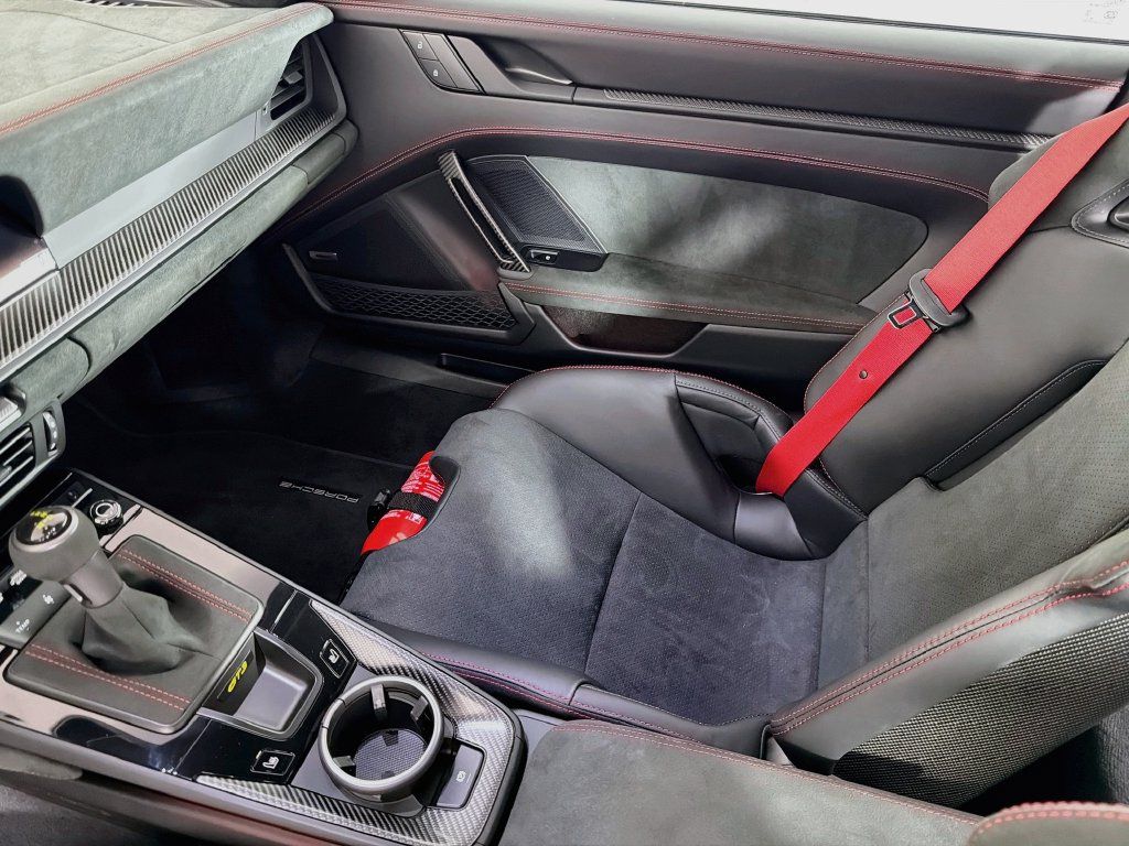 Used 2026 Porsche 911 GT3 RWD image 24