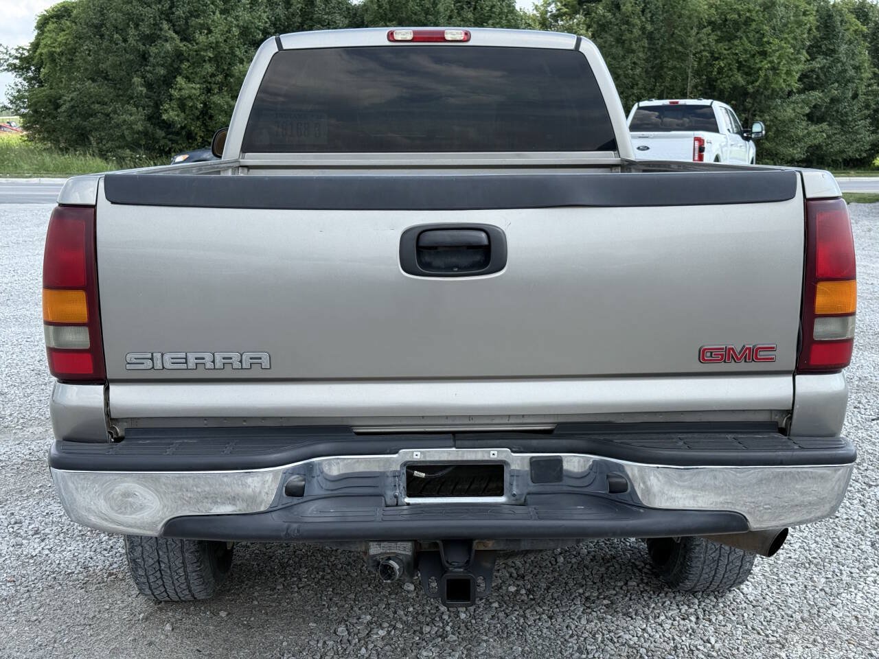 Used 2003 GMC Sierra 2500 SLT w/ SLT Preferred Equipment Group AWD/4WD image 4