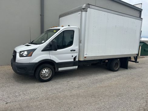 Used 2021 Ford Transit 350 DRW w/ Upfitter Package RWD image 17