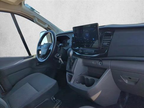 Used 2023 Ford Transit 350 XLT image 18