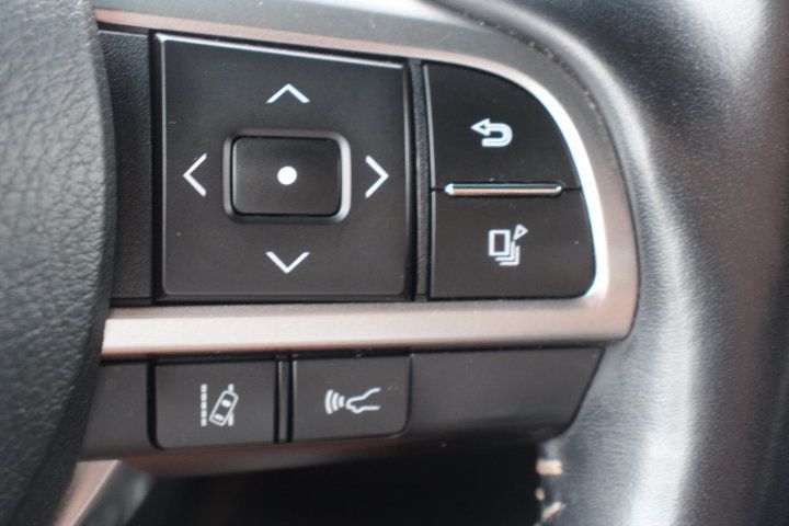 Used 2022 Lexus GX 460 Premium w/ Accessory Package AWD/4WD image 30