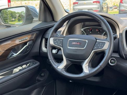 Used 2020 GMC Terrain Denali w/ Denali Premium Package AWD/4WD image 14