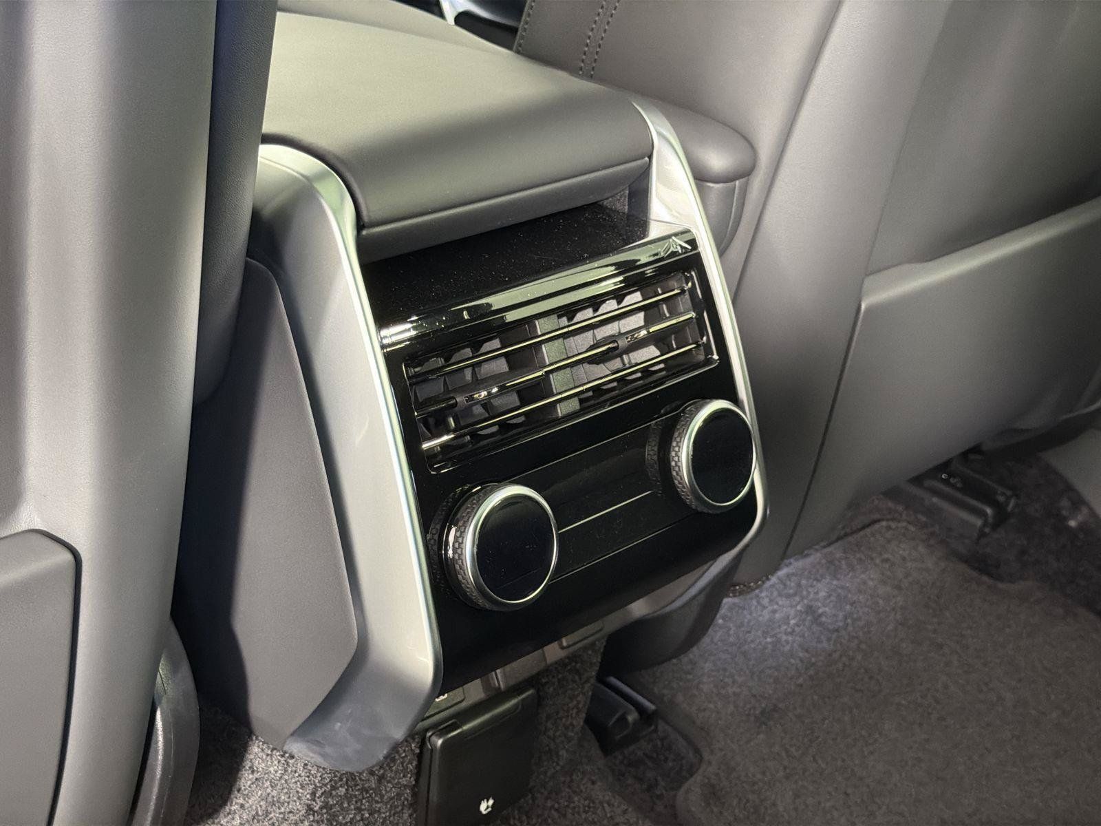 New 2026 Land Rover Range Rover SE AWD/4WD image 28