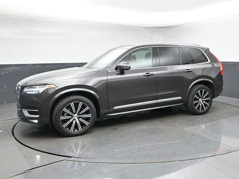 Used 2023 Volvo XC90 B6 Plus w/ Protection Package Premier AWD/4WD image 4