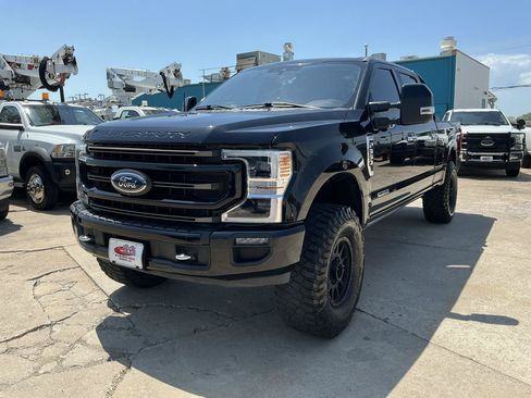 Used 2020 Ford F350 King Ranch w/ King Ranch Ultimate Package AWD/4WD image 2
