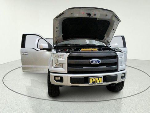 Used 2016 Ford F150 Lariat w/ Equipment Group 502A Luxury AWD/4WD image 2