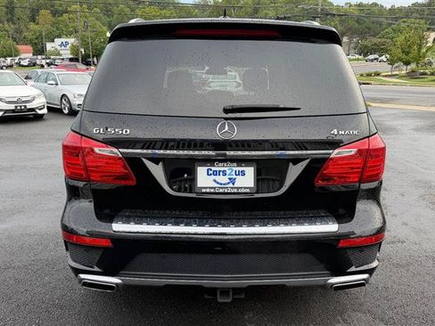 Used 2016 Mercedes-Benz GL 550 4MATIC image 5