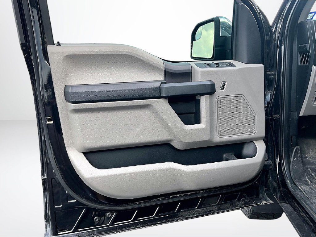 Used 2020 Ford F150 XL w/ Equipment Group 101A Mid AWD/4WD image 22