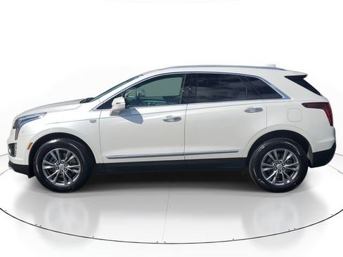 Certified 2023 Cadillac XT5 Premium Luxury FWD image 2