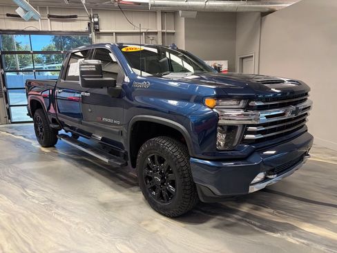 Used 2020 Chevrolet Silverado 2500 High Country w/ Z71 Off-Road Package AWD/4WD image 1