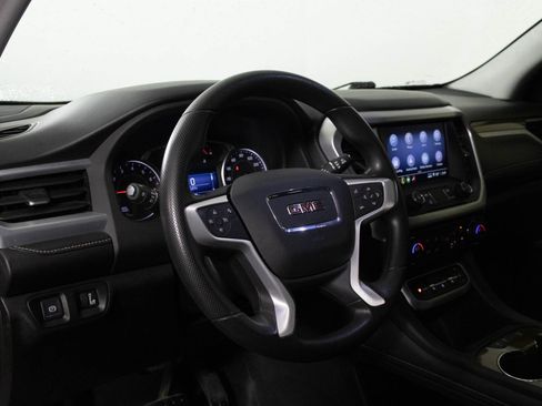 Used 2021 GMC Acadia SLE w/ Driver Convenience Package image 5